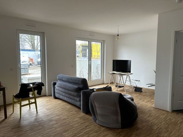 Großzügige 4 Zimmer mit hochwertiger Ausstattung und Garten in
