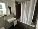 Großzügige 4 - Zimmer mit hochwertiger Ausstattung und Garten in Bensheim - zur Miete auf Zeit - Badezimmer mit Badewanne