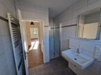 Neuwertige 2 Zimmer- Erdgeschosswohnung in direkter Nachbarschaft zur Natur!!! - Badezimmer