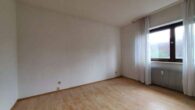 Geräumige 3,5 Zimmerwohnung mit Süd-West-Balkon in Heppenheim - Schlafzimmer