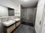 Großzügige 4 - Zimmer mit hochwertiger Ausstattung und Garten in Bensheim - Badezimmer mit Dusche
